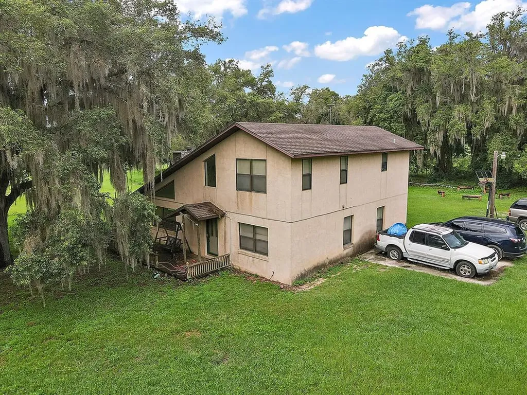 39119 Keedy Road Lady Lake FL 32159