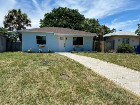 4127 4th Avenue S St Petersburg FL 33711