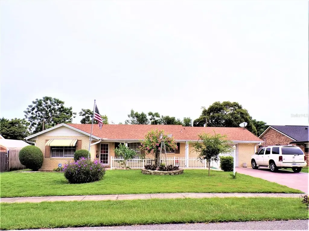806 Superior Street Deltona FL 32725