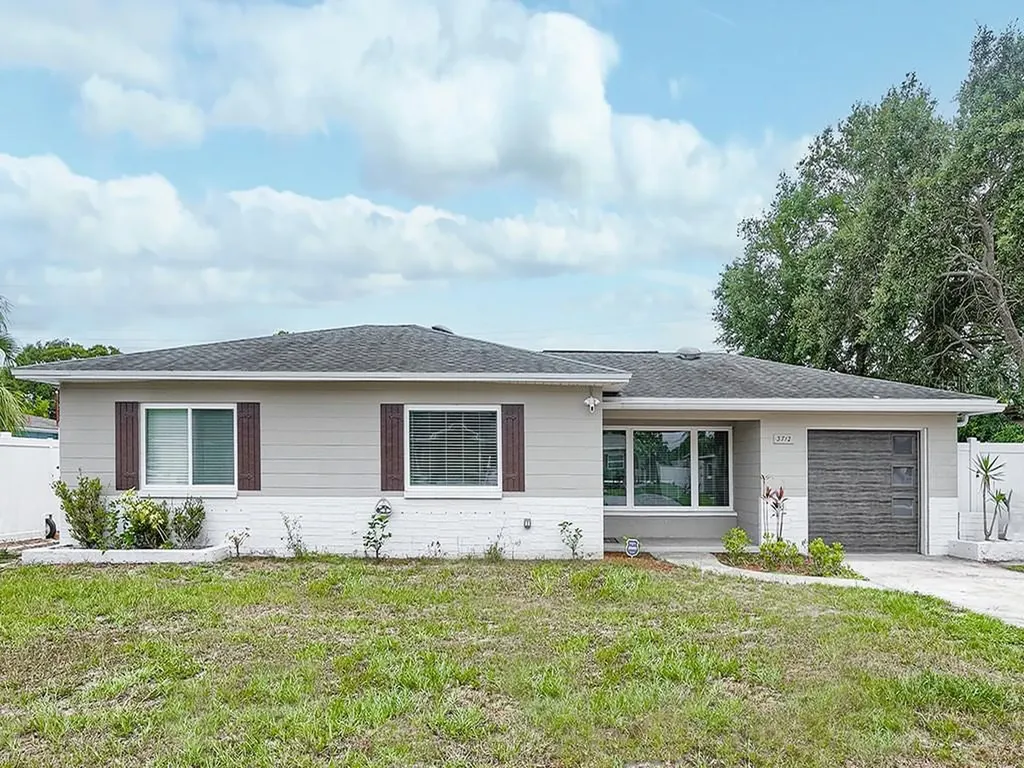 3712 25th Avenue N St Petersburg FL 33713