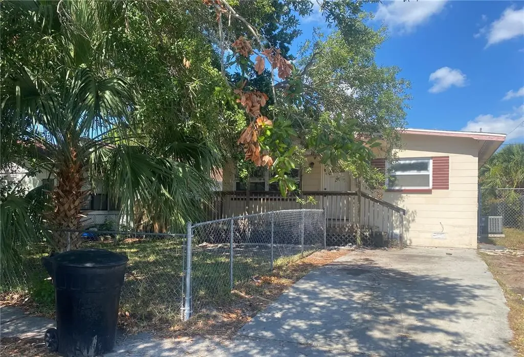 2519 Queen Street S St Petersburg FL 33712