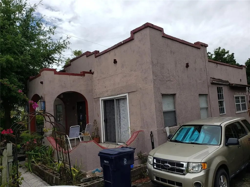 2502 N Boulevard Tampa FL 33602