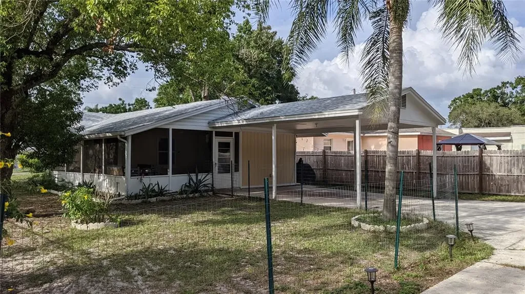 2401 E Magnolia Street Lakeland FL 33801