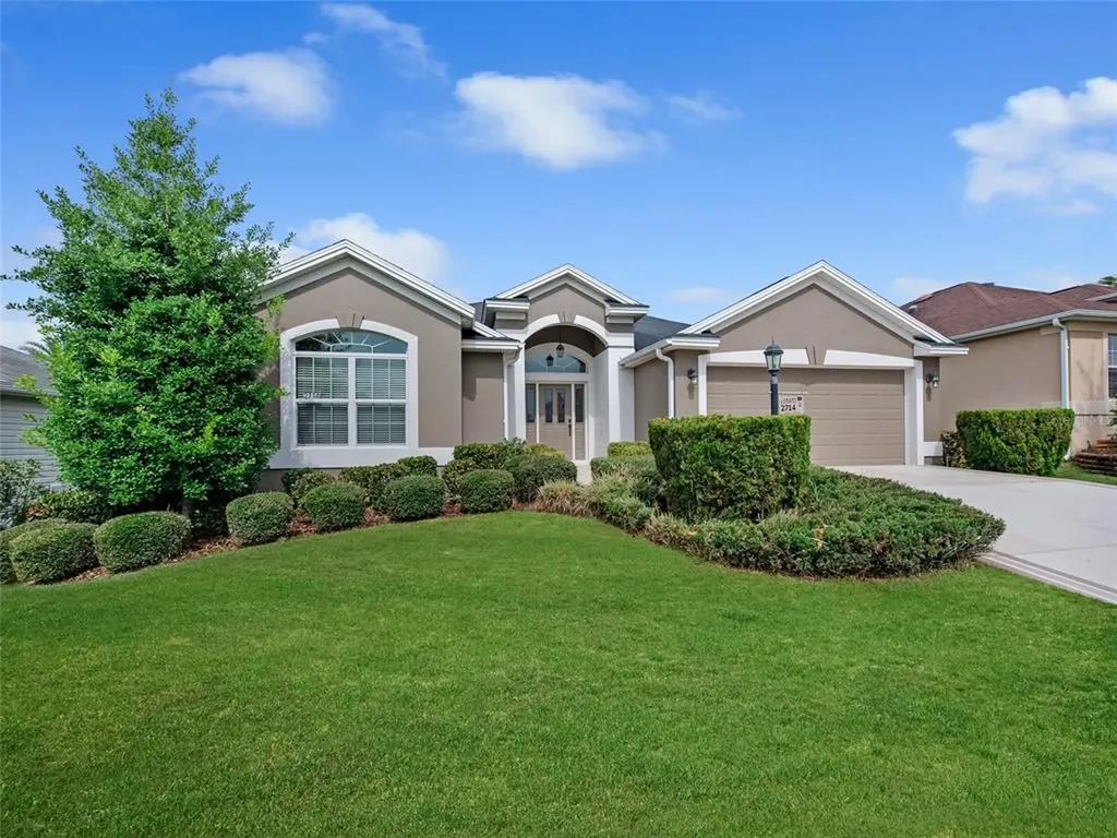 2714 Stebbins Lane The Villages FL 32162