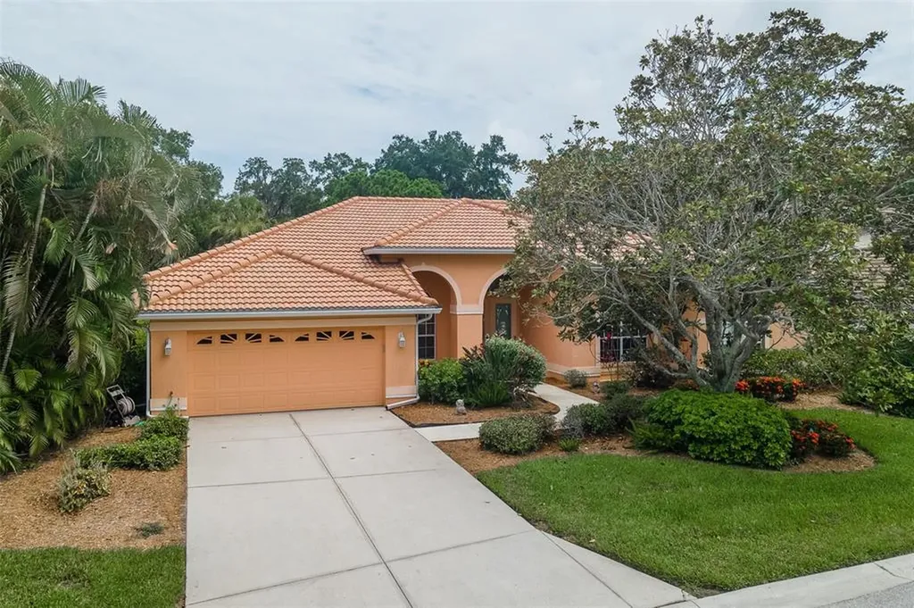 4824 Benchmark Court Sarasota FL 34238