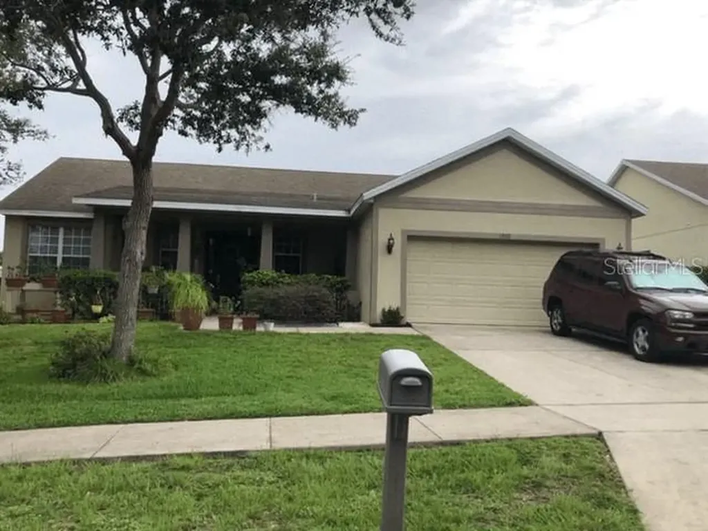 1808 Southern Oak Loop Minneola FL 34715