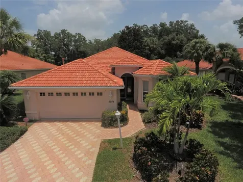 5074 Hanging Moss Lane Sarasota FL 34238
