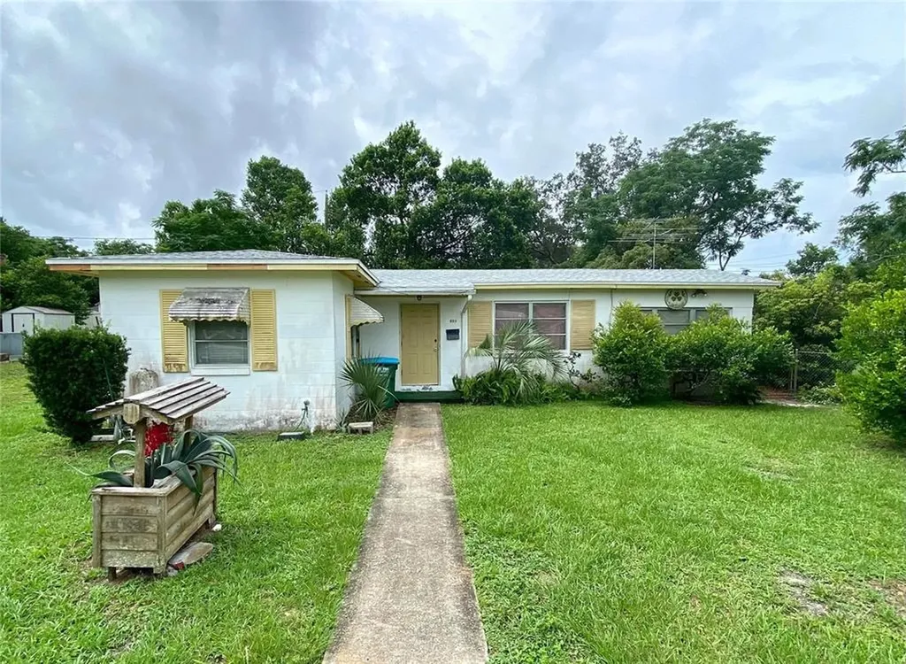 803 Crawford Street Deltona FL 32725