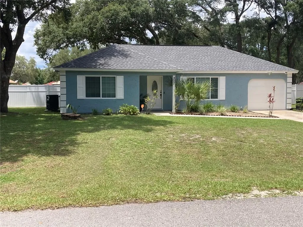 307 Oak Track Pass Ocala FL 34472