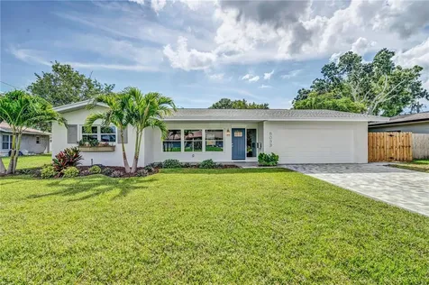 5033 40th Street S St Petersburg FL 33711