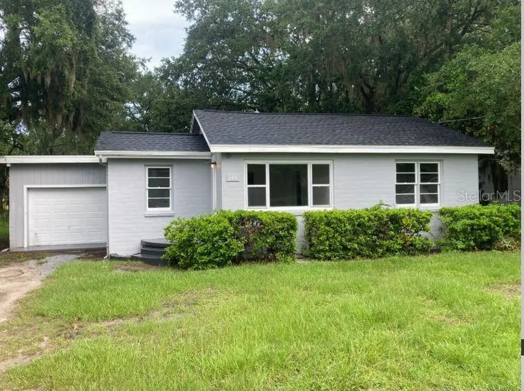 147 N Caroline Street Daytona Beach FL 32114