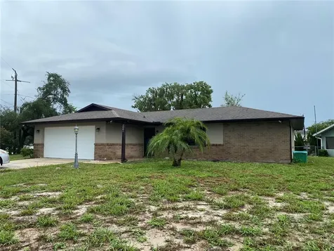 2001 Quintilis Court Deltona FL 32738