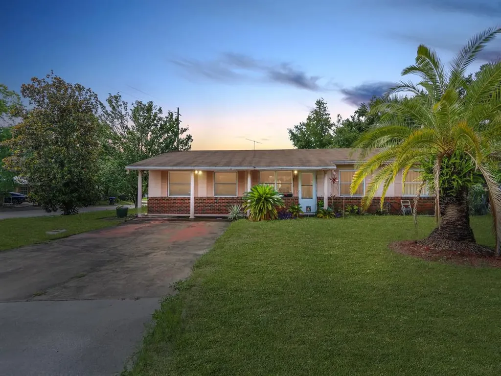 4910 Golf Club Parkway Orlando FL 32808