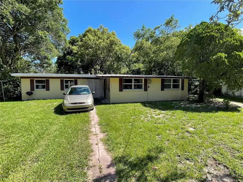 38635 Alston Avenue Zephyrhills FL 33542