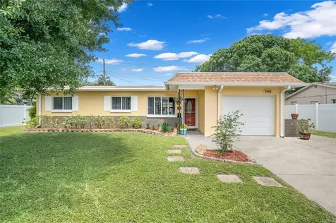 7481 Oak Street NE St Petersburg FL 33702