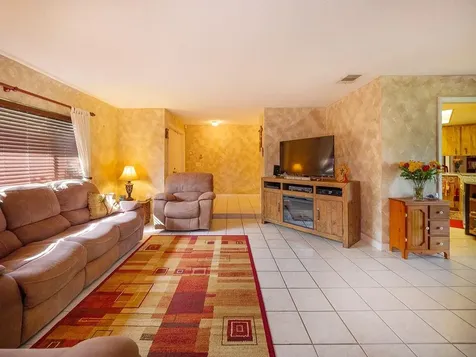 4116 Honolulu Drive Sarasota FL 34241