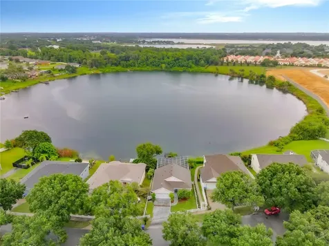1012 Lake Elsie Drive Tavares FL 32778