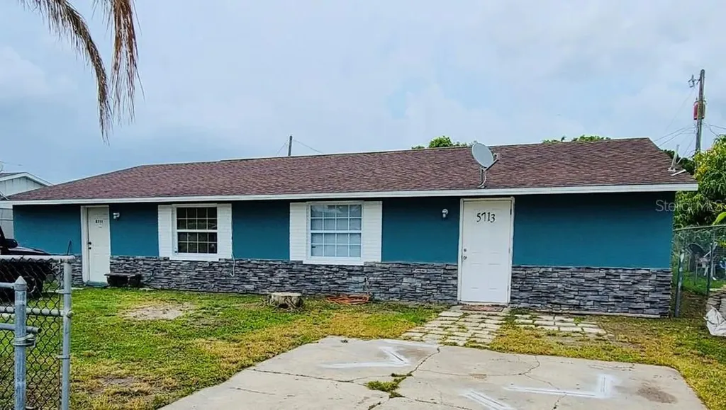 5711 10th Street E Bradenton FL 34203