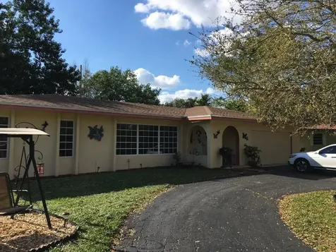 881 NW 75th Terrace Plantation FL 33317