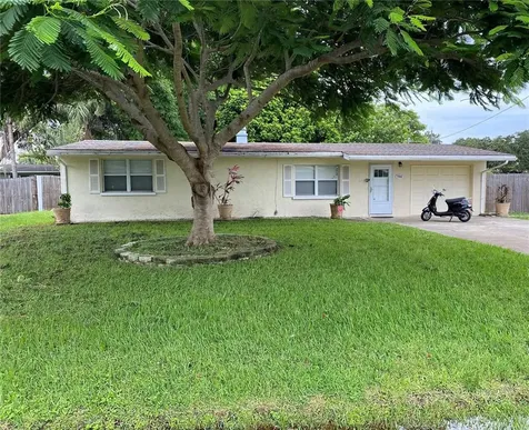 5900 Olive Avenue Sarasota FL 34231