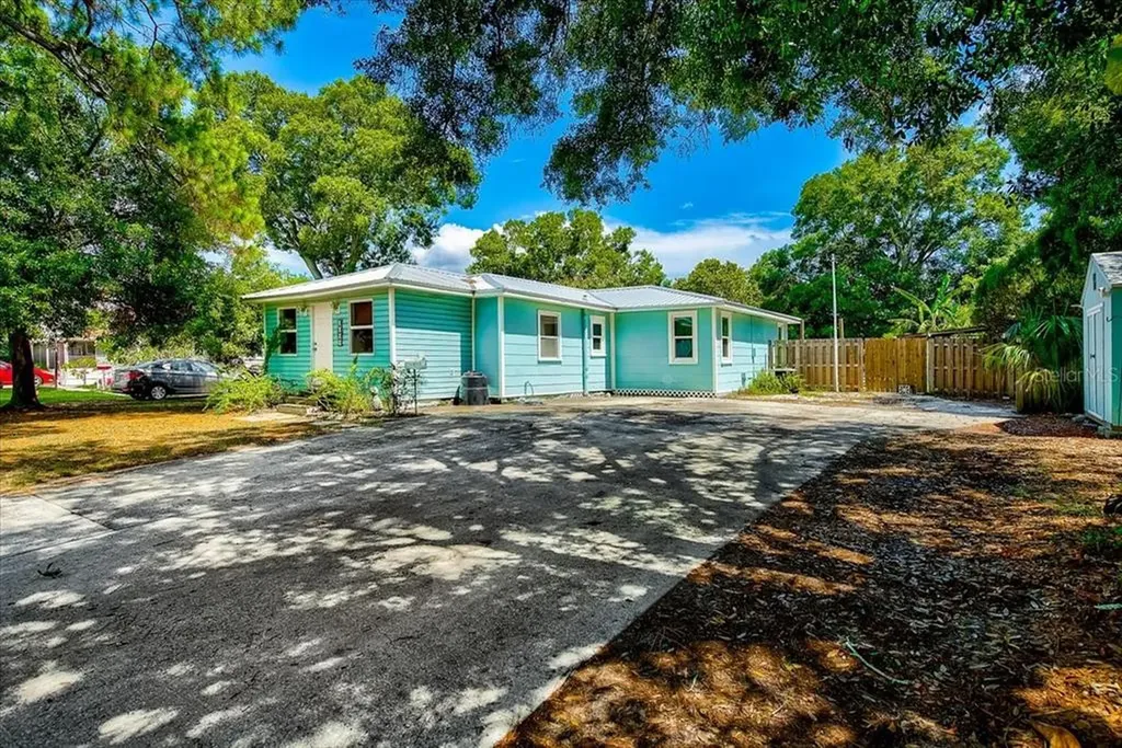 2150 41st Avenue N St Petersburg FL 33714