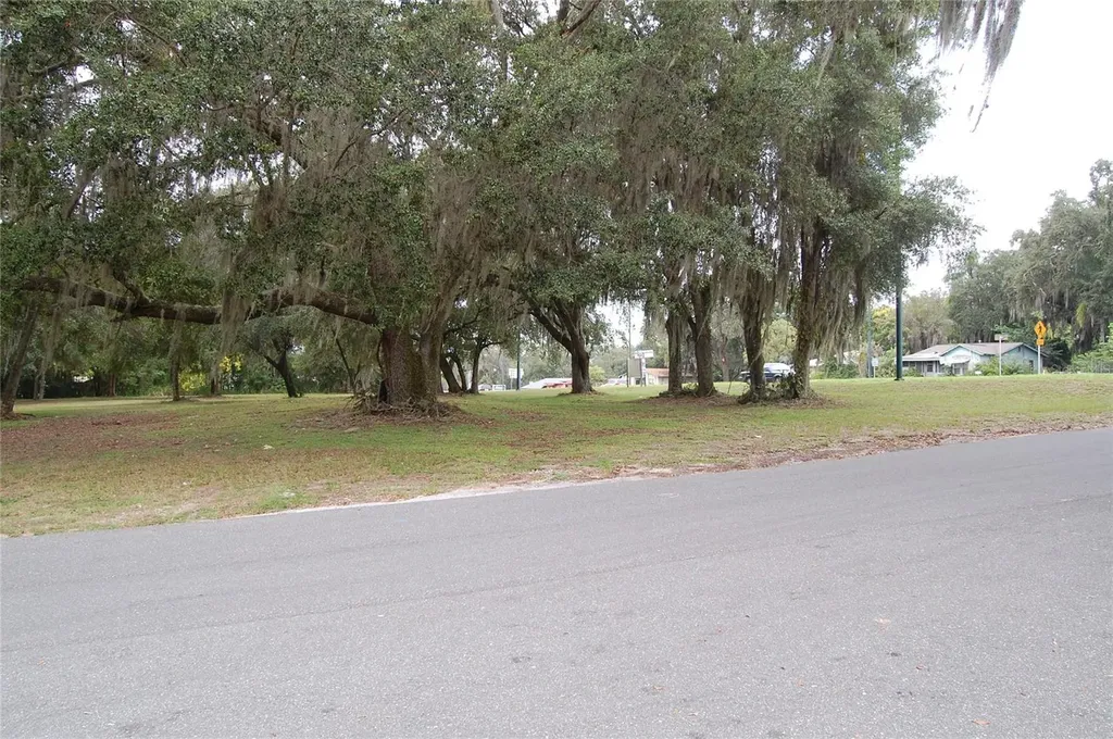 Us Highway 441 E North Boulevard Leesburg FL 34748
