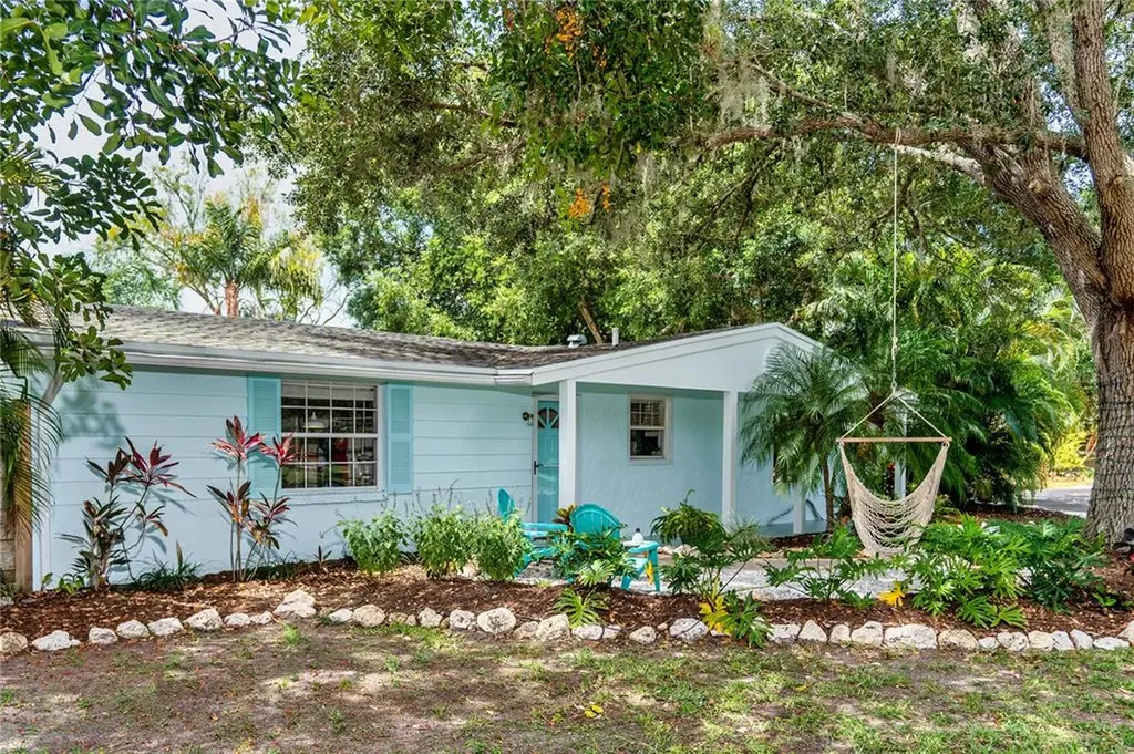 2650 Hyde Park Street Sarasota FL 34239