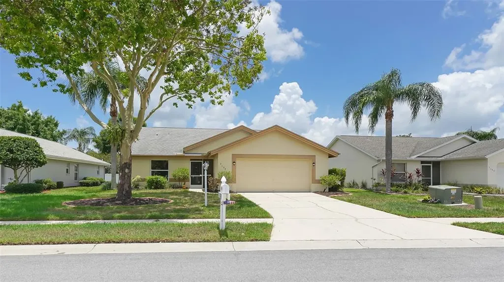 7107 52nd Drive E Bradenton FL 34203