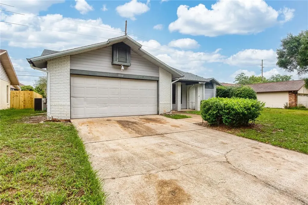 10041 Chesham Drive Orlando FL 32817