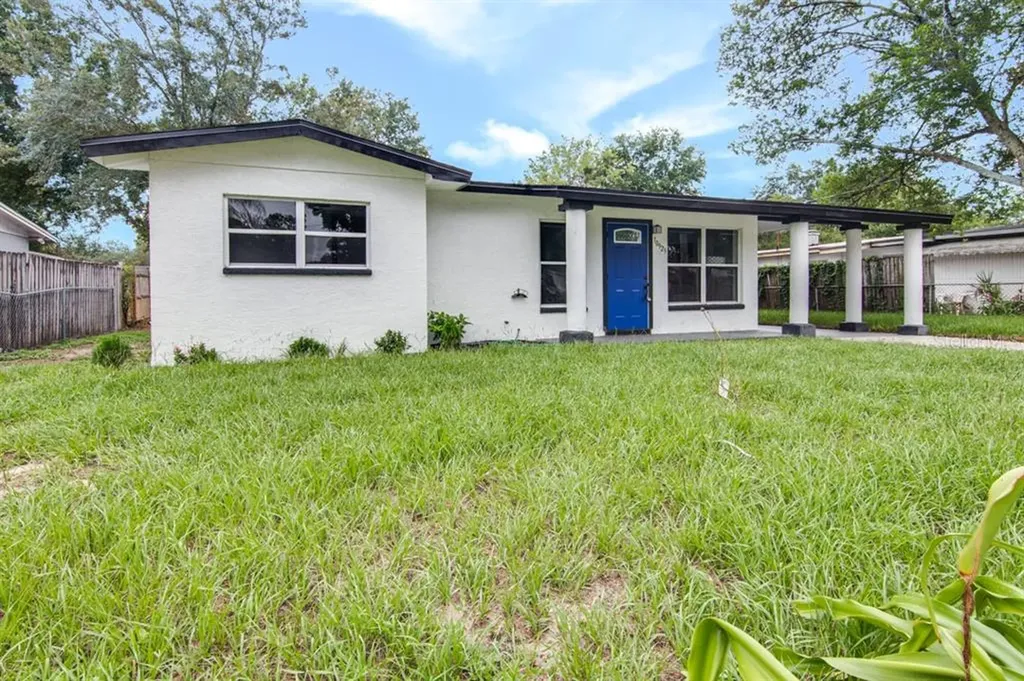 10929 N Aster Avenue Tampa FL 33612