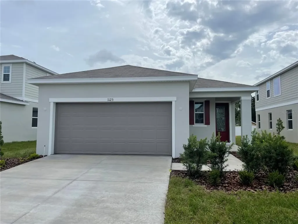 1123 Forest Gate Circle Haines City FL 33844