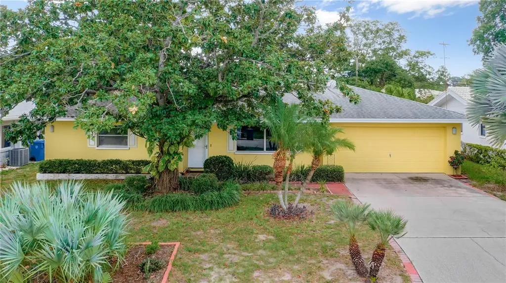 737 Manor Drive W Dunedin FL 34698