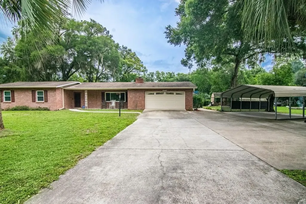 39237 Pretty Pond Road Zephyrhills FL 33540