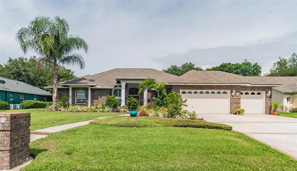 2807 Barret Avenue Plant City FL 33566