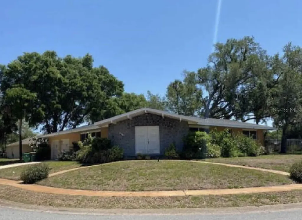 1751 W Carriage Drive Titusville FL 32796