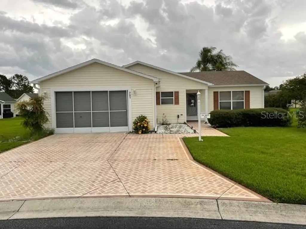 761 Carlsbad Court The Villages FL 32162