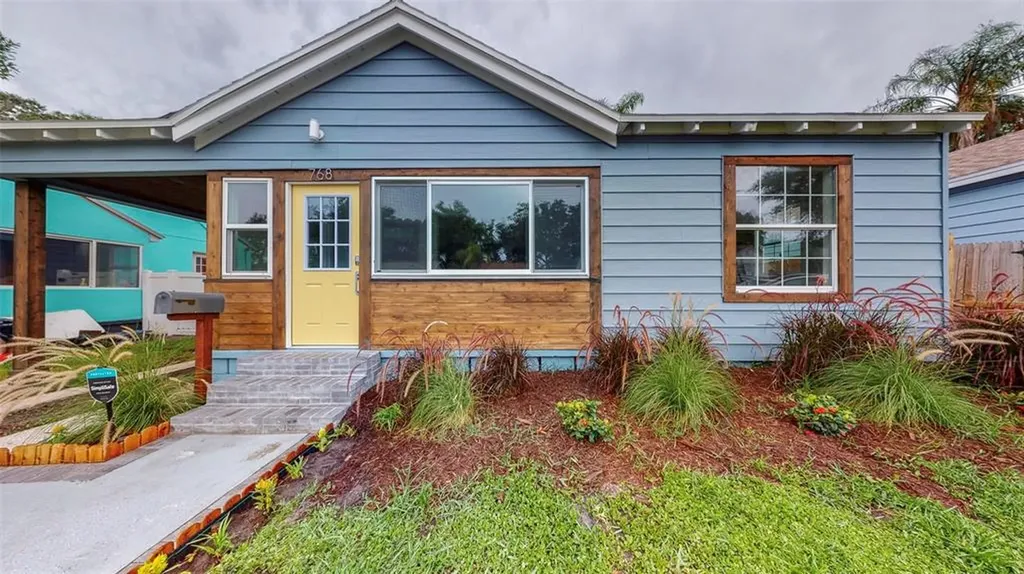 768 16th Avenue S St Petersburg FL 33701