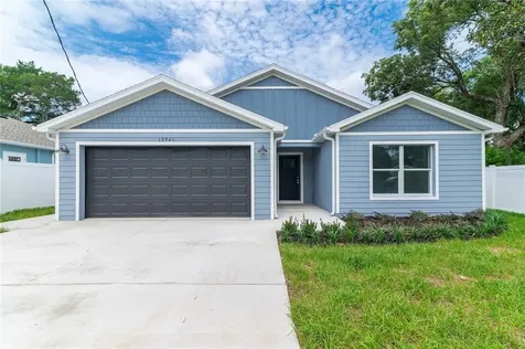 13749 13th Street Dade City FL 33525