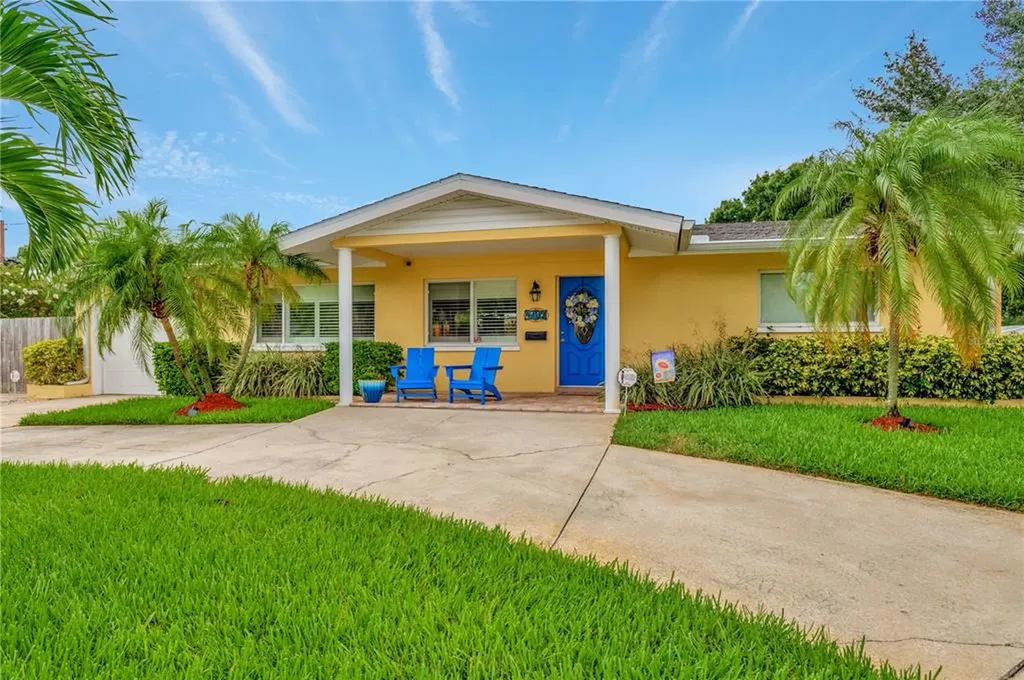 4192 Birch Street NE St Petersburg FL 33703