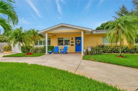 4192 Birch Street NE St Petersburg FL 33703