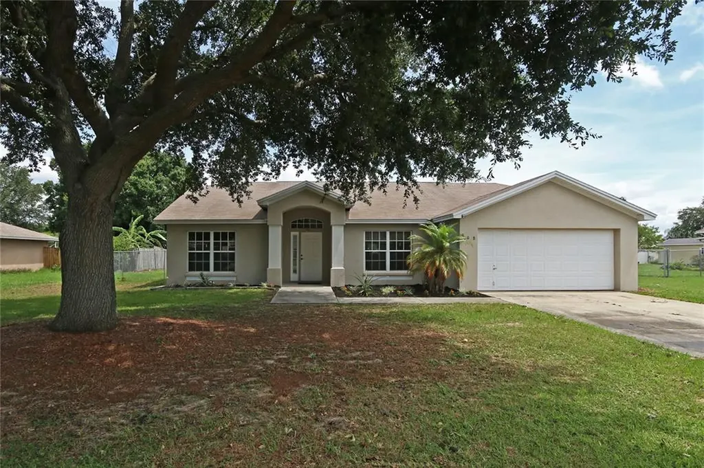 208 Kingsley Boulevard Auburndale FL 33823