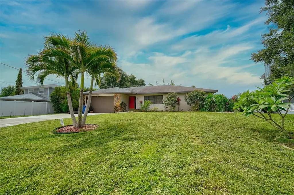 7124 N Leewynn Drive Sarasota FL 34240