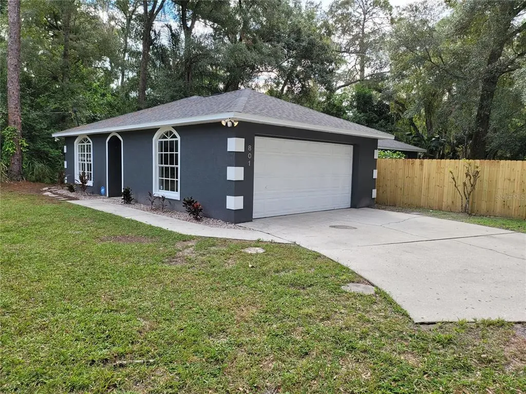 801 Clinton Street Sanford FL 32771