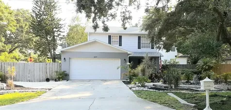6225 W Thorpe Street Tampa FL 33611