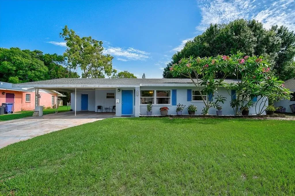 4004 16th Avenue W Bradenton FL 34205