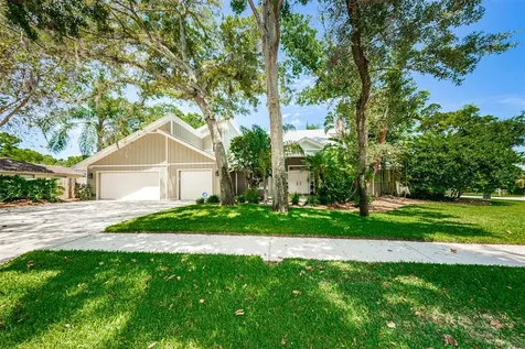 2374 Indian Trail E Palm Harbor FL 34683
