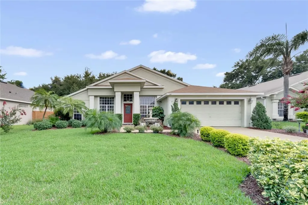 32 Valleywood Drive Debary FL 32713