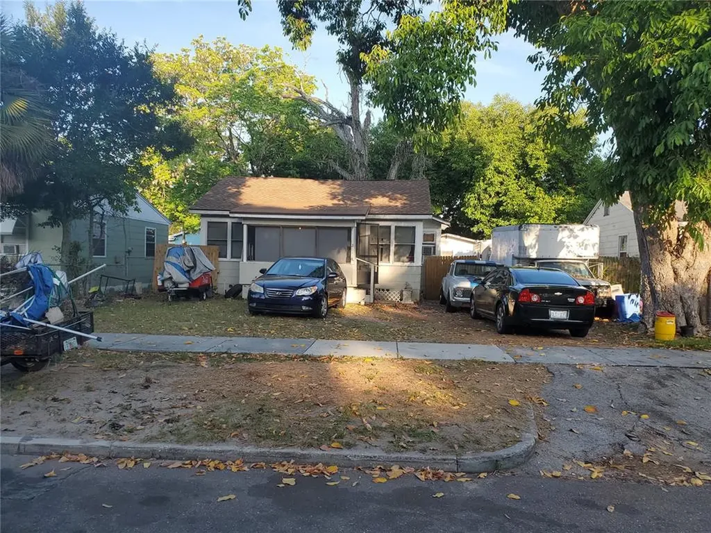 2111 27th Street S St Petersburg FL 33712