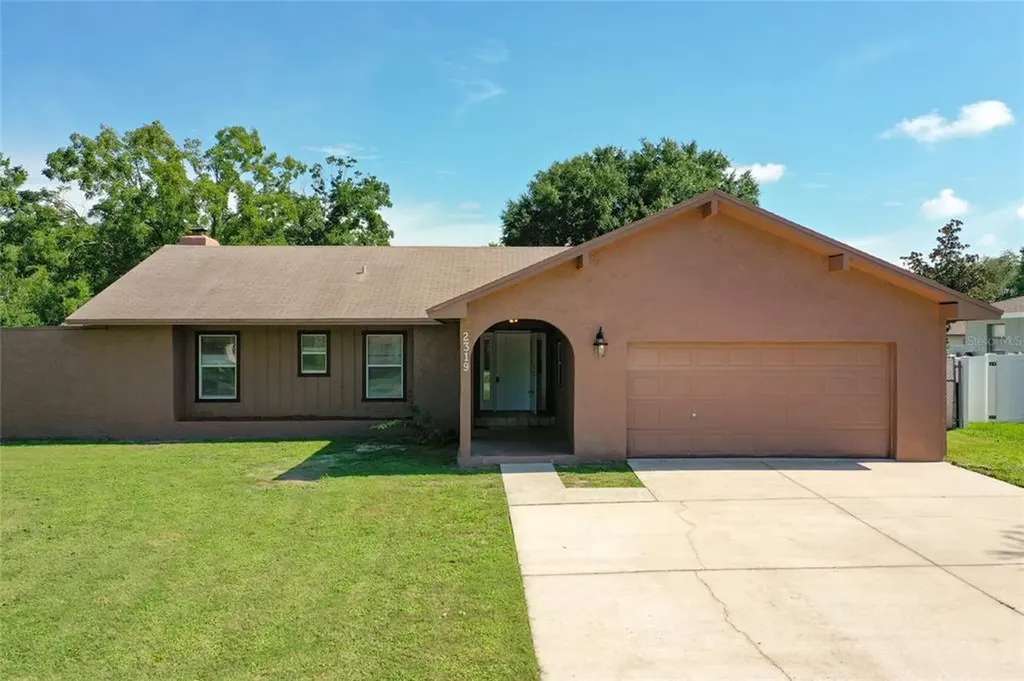 2319 York Place Lakeland FL 33810