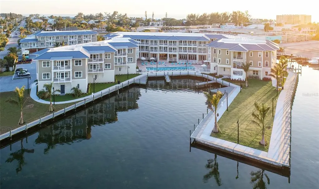 5325 Marina Drive Holmes Beach FL 34217